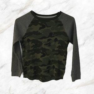 Old Navy Boys Camo Shirt - M (8)